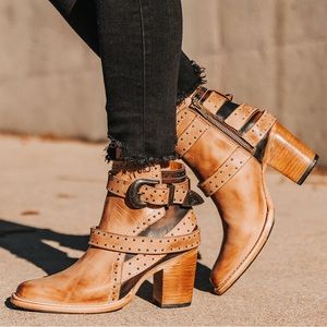 Freebird Patsy Boot - Size 7 - Brand New in Original Box